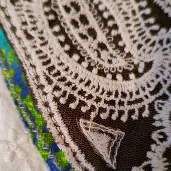 Hamsa Embroidered and Patchwork Artisan Cotton Tunic Shirt Size Medium - Picture 12 of 12